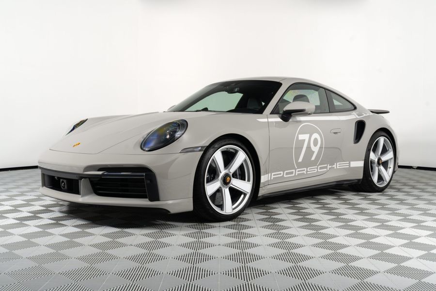Porsche 911